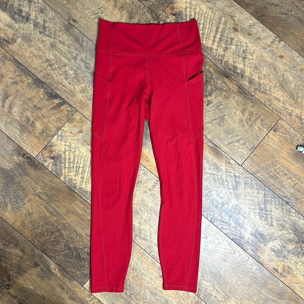 FABLETICS PureLuxe Red Capri Workout Leggings, Size S, EUC